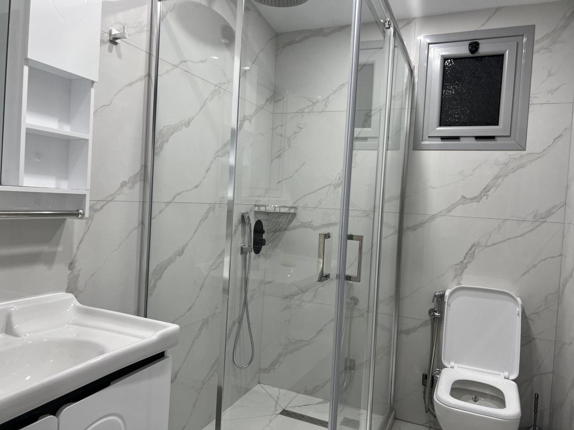 Guesthouse Osumi Berat Bagian luar foto