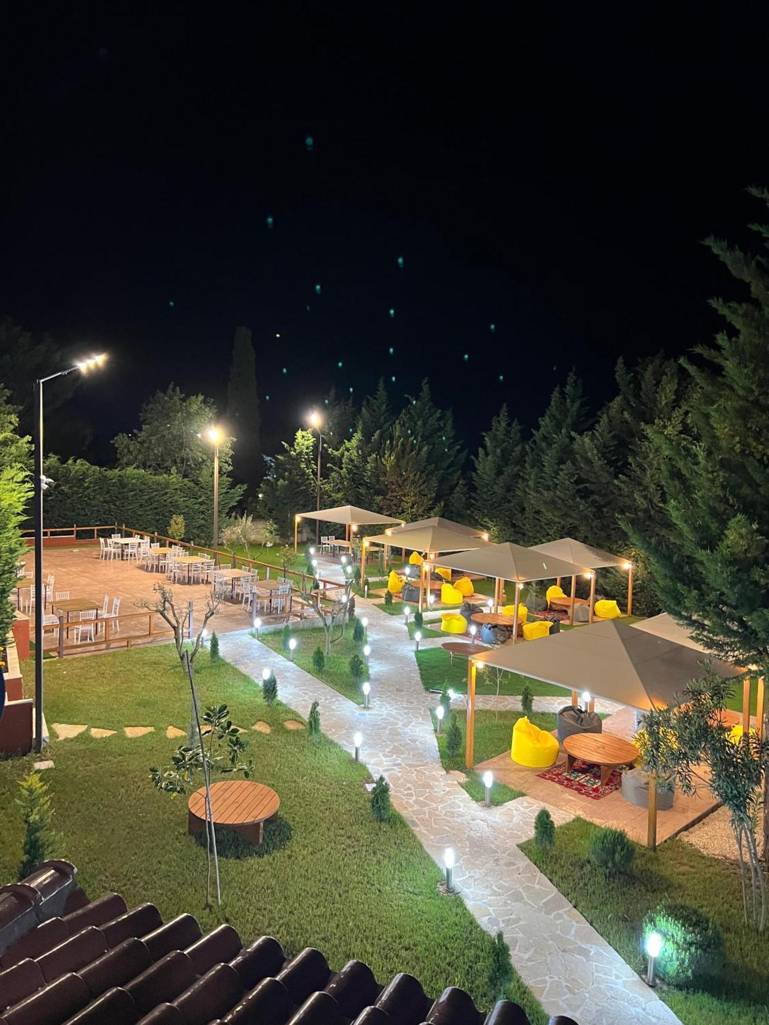 Guesthouse Osumi Berat Bagian luar foto