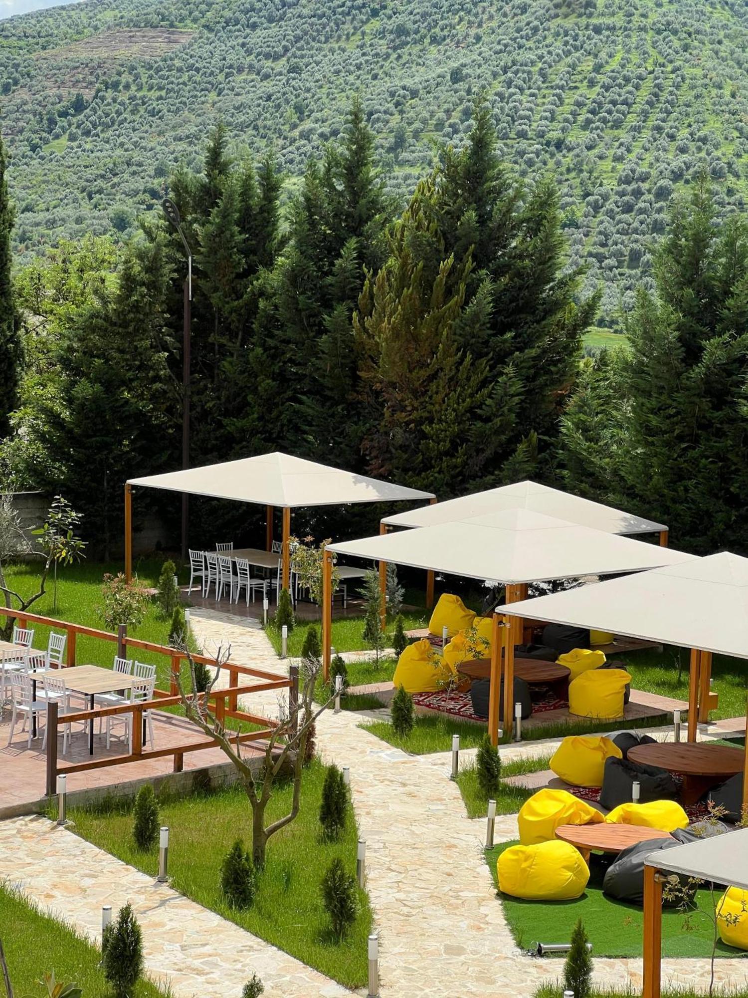 Guesthouse Osumi Berat Bagian luar foto